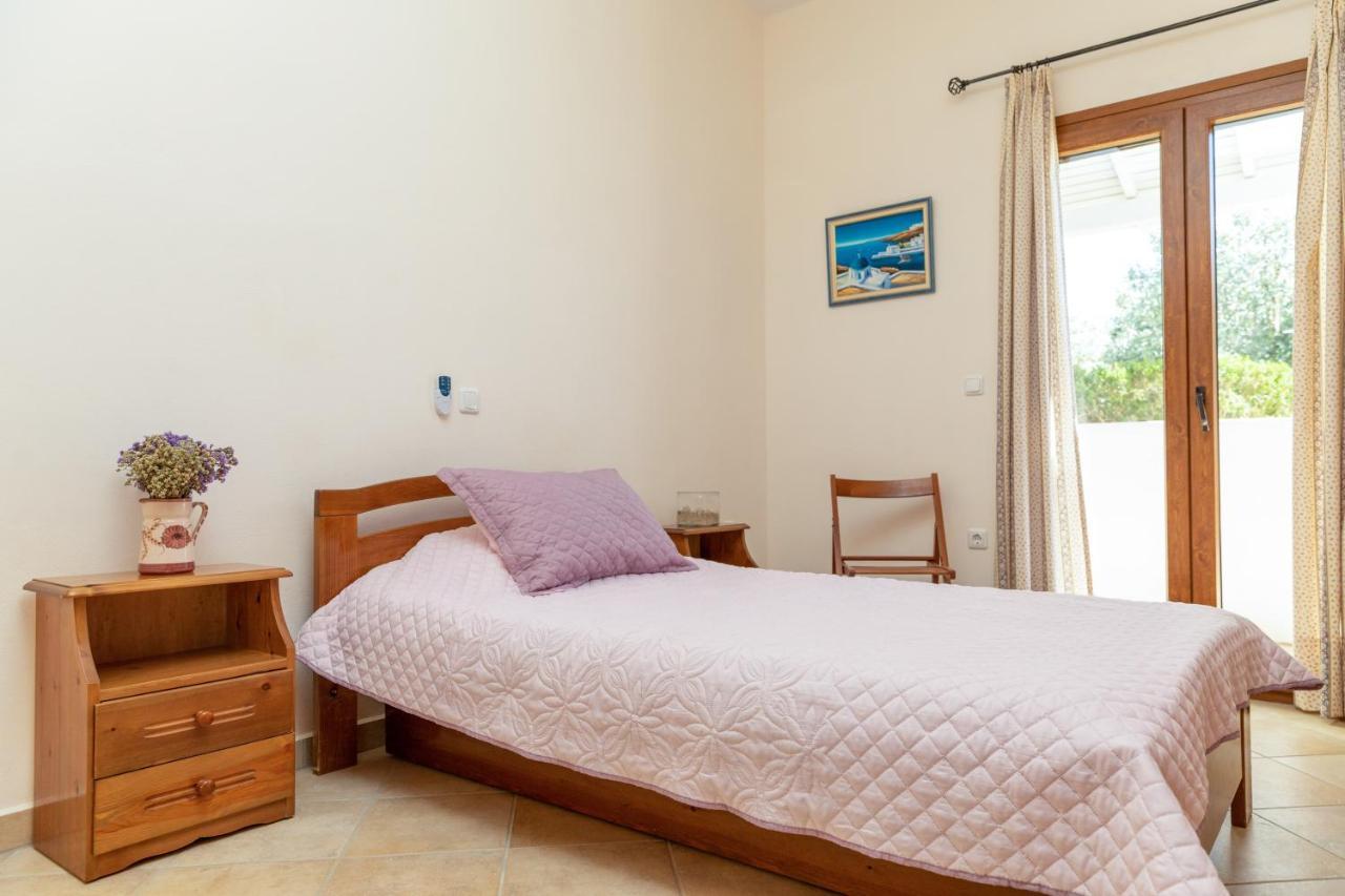 Вилла The Stone House Naxos Glinado Naxos Экстерьер фото